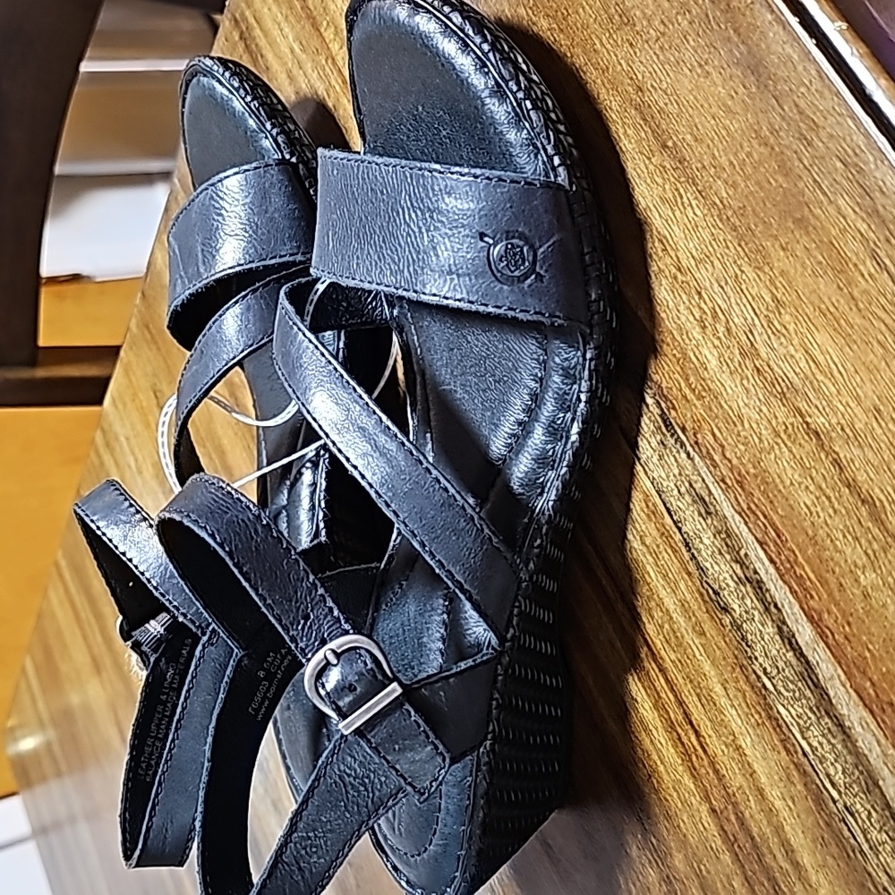 Ladies shoes